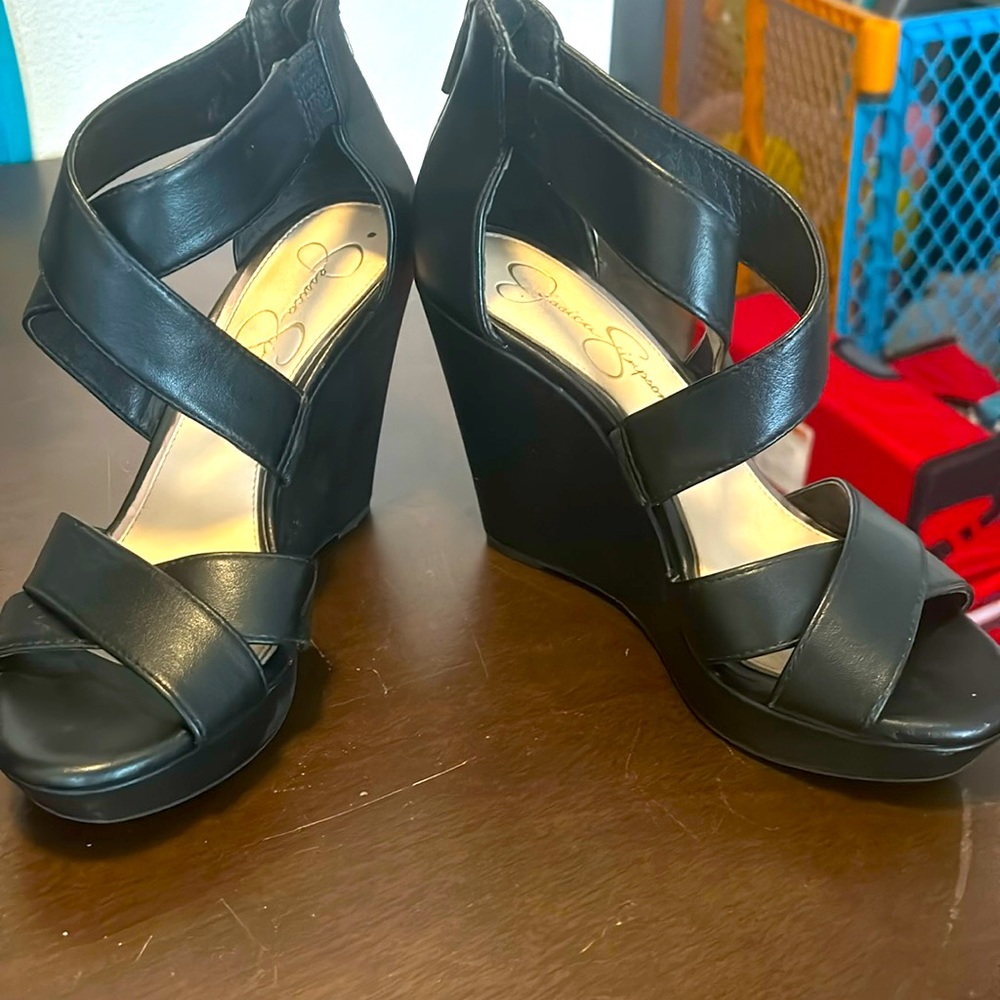 7.5 black Jessica Simpson wedges.